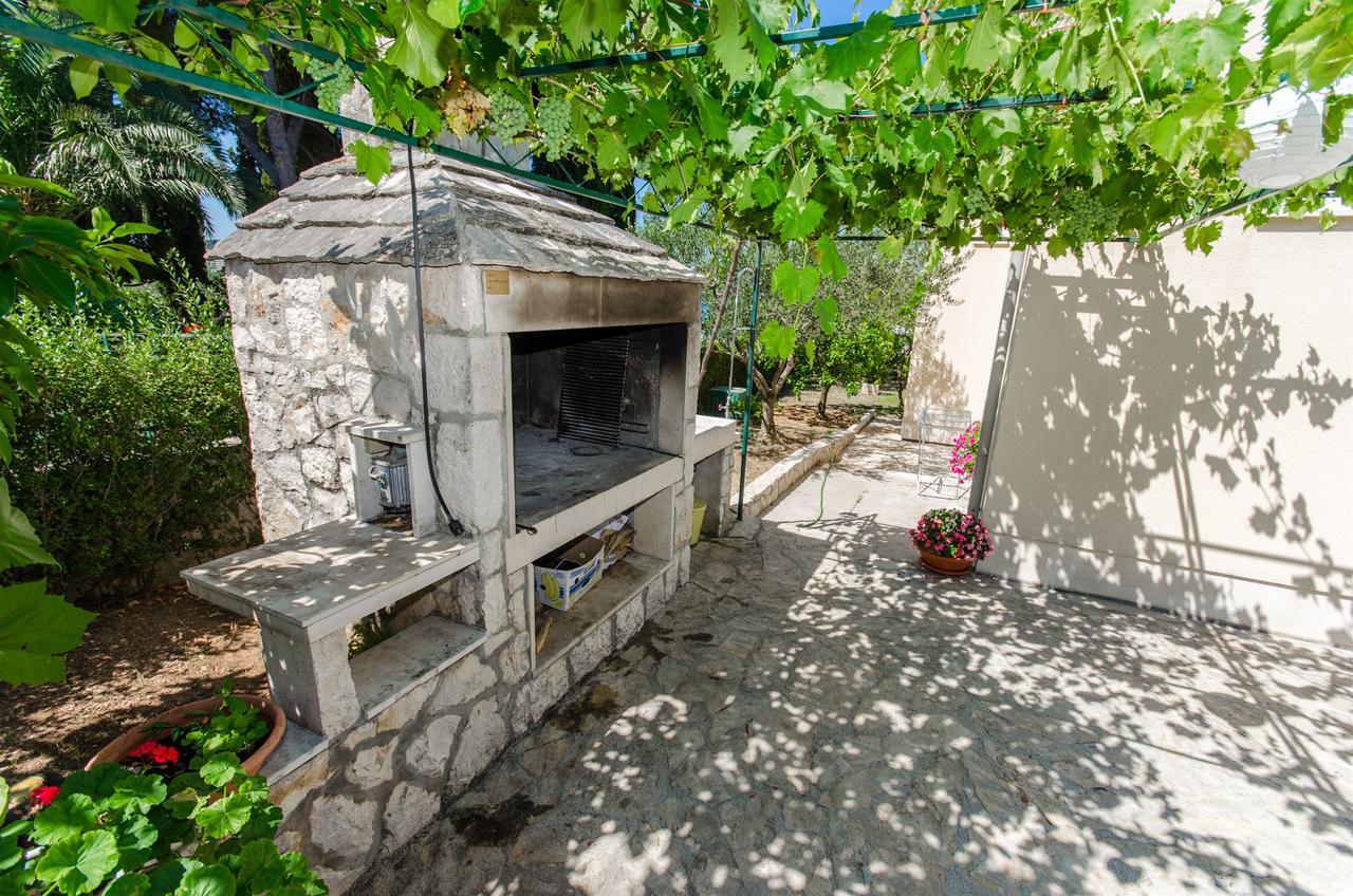 Apartments Maja Trogir Exterior photo