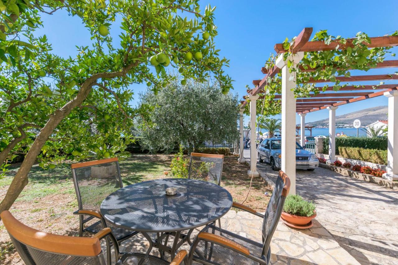 Apartments Maja Trogir Exterior photo