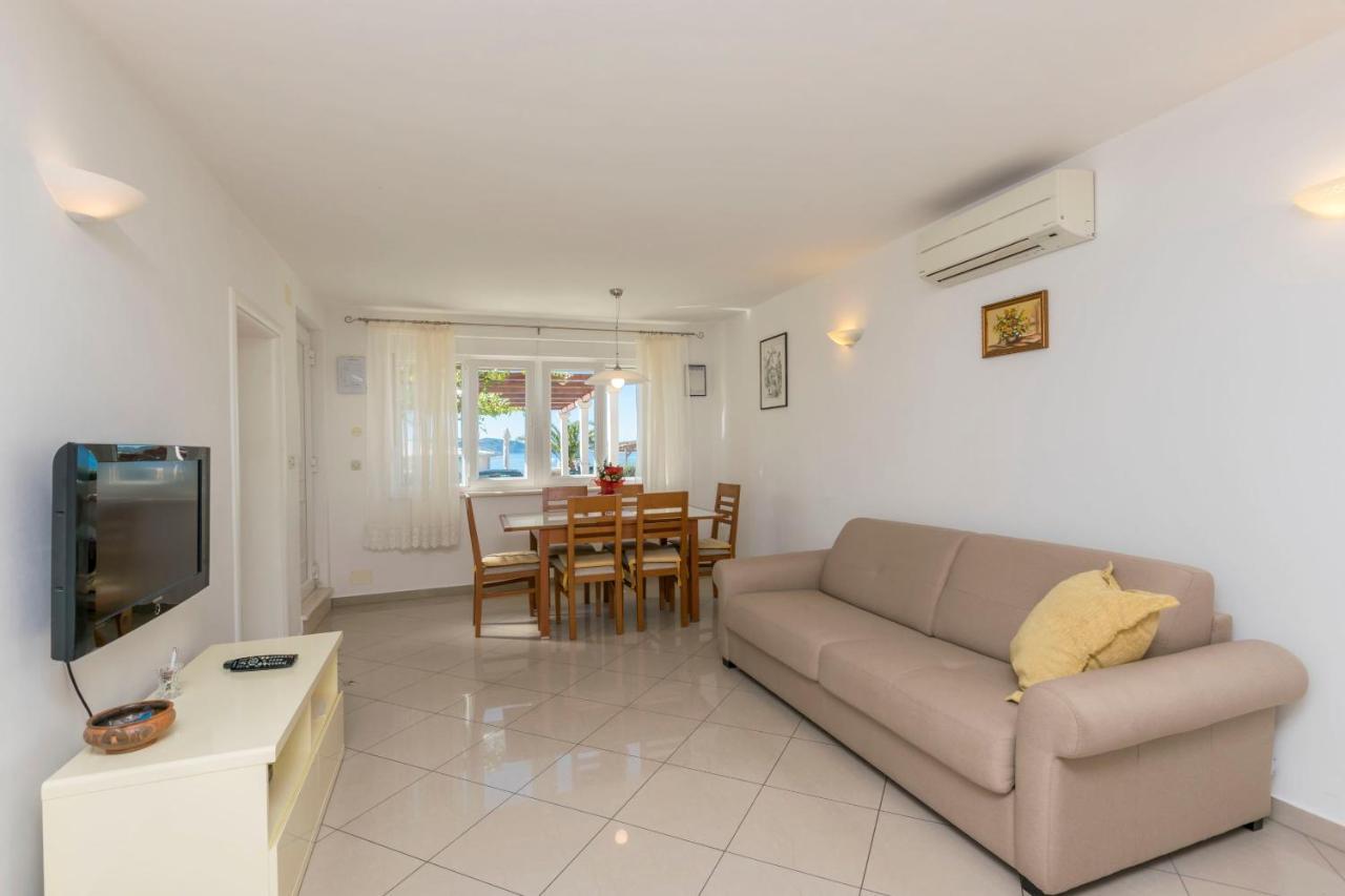 Apartments Maja Trogir Exterior photo