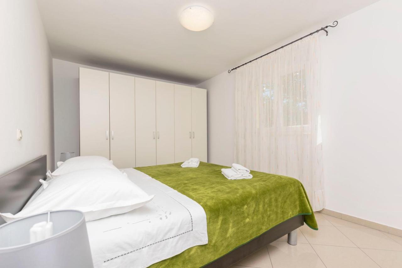 Apartments Maja Trogir Exterior photo